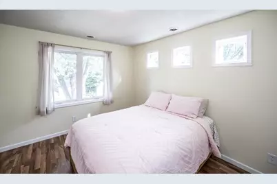 2737 Hampshire Avenue S, Saint Louis Park, MN 55426 - Photo 14