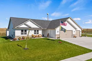 1895 Otter Way, New Richmond, WI 54017 - Photo 1