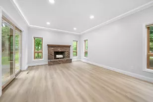 824 Springhill Dr, Burnsville, MN 55306 - Photo 14