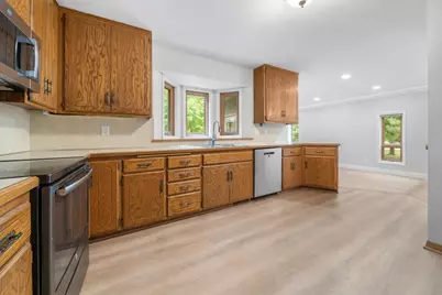 824 Springhill Drive, Burnsville, MN 55306 - Photo 18