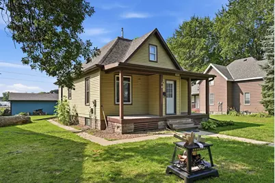 1009 Campbell Avenue NW, Willmar, MN 56201 - Photo 1