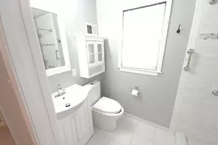 1105 10th St N, Fargo, ND 58102 - Photo 8