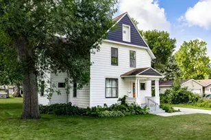 522 E Adolphus Ave, Fergus Falls, MN 56537 - Photo 4