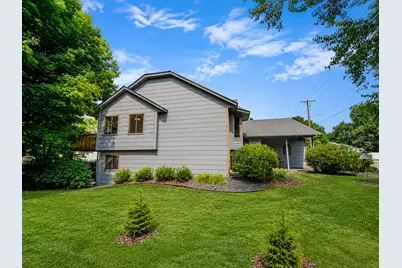 940 Douglas Court, Anoka, MN 55303 - Photo 4