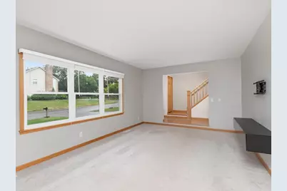 11335 40th Avenue N, Plymouth, MN 55441 - Photo 8