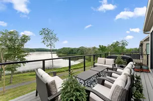 4855 Linden Cove Ln, Savage, MN 55378 - Photo 2