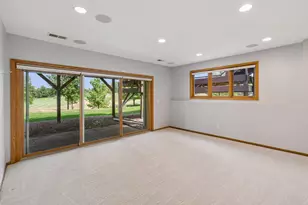 10631 Niblick Ln, Eden Prairie, MN 55347 - Photo 44