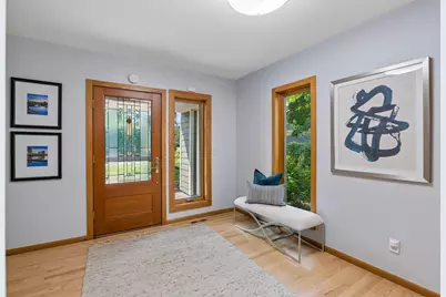 10631 Niblick Lane, Eden Prairie, MN 55347 - Photo 8