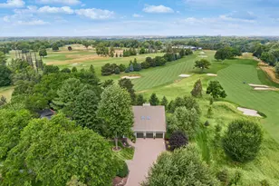 10631 Niblick Ln, Eden Prairie, MN 55347 - Photo 4