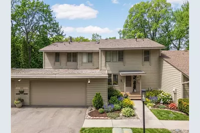 10203 Scarborough Road, Bloomington, MN 55437 - Photo 38