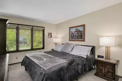 10203 Scarborough Road, Bloomington, MN 55437 - Photo 18