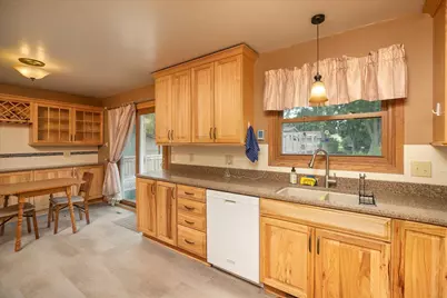 1627 7th Avenue SE, Rochester, MN 55904 - Photo 4