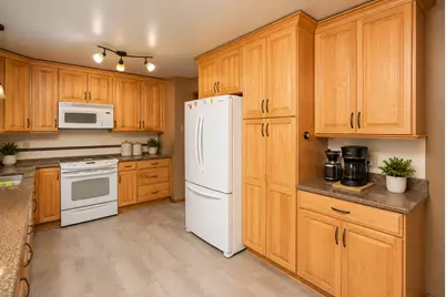 1627 7th Avenue SE, Rochester, MN 55904 - Photo 6