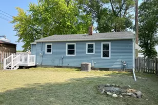 222 Center Ave W, Clara City, MN 56222 - Photo 2