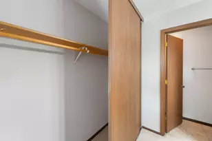 5697 Green Cir Dr, Hopkins, MN 55343 - Photo 28