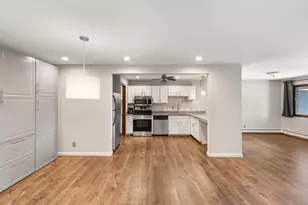 5697 Green Cir Dr, Hopkins, MN 55343 - Photo 14