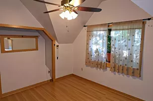 806 E 36th St, Minneapolis, MN 55407 - Photo 22