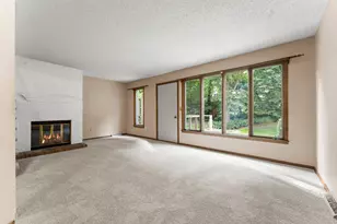1232 Woodley St E, Northfield, MN 55057 - Photo 4