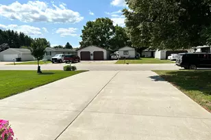 929 W Iowa St, Lake City, MN 55041 - Photo 34