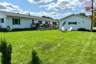 929 W Iowa St, Lake City, MN 55041 - Photo 32