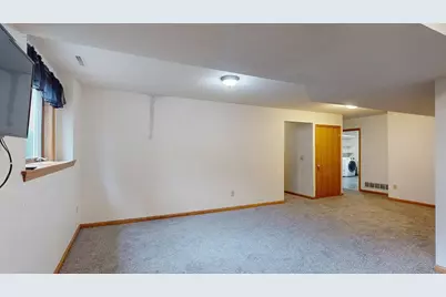 635 NW 6th Street NW, Plainview, MN 55964 - Photo 24