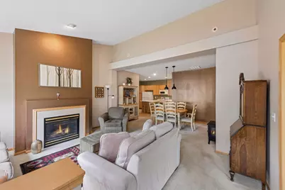 2013 Stahlke Way, Chaska, MN 55318 - Photo 8