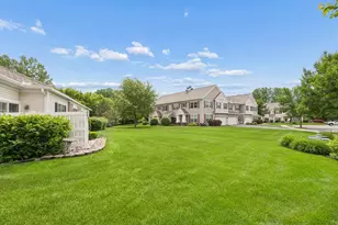 2013 Stahlke Way, Chaska, MN 55318 - Photo 2