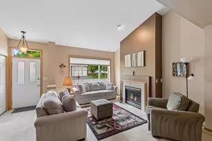 2013 Stahlke Way, Chaska, MN 55318 - Photo 6