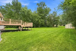 25715 Wildrose Ln, Excelsior, MN 55331 - Photo 4