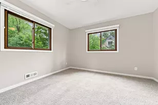 25715 Wildrose Ln, Excelsior, MN 55331 - Photo 32