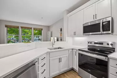 600 N 2nd Street #102, Minneapolis, MN 55401 - Photo 16