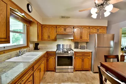 2305 10th Avenue S, Saint Cloud, MN 56301 - Photo 6