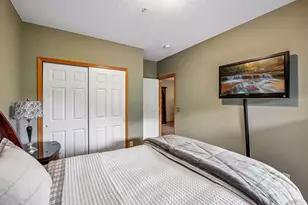2703 Spy Glass Dr, Chaska, MN 55318 - Photo 40