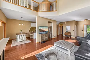 2703 Spy Glass Dr, Chaska, MN 55318 - Photo 14