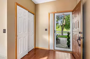 2703 Spy Glass Dr, Chaska, MN 55318 - Photo 8