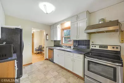 1066 Beatrice Street, Eagan, MN 55065 - Photo 8