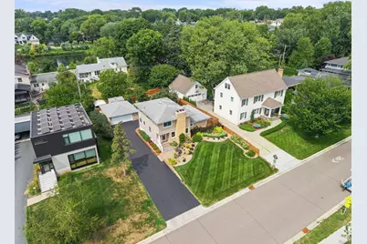 4102 Grimes Avenue S, Edina, MN 55416 - Photo 2