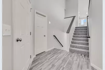 4707 4th Street Loop NE, Saint Cloud, MN 56304 - Photo 2