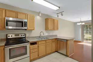 12830 Echo Ln, Apple Valley, MN 55124 - Photo 14