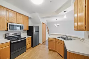 2280 Ranchview Ln N, Plymouth, MN 55447 - Photo 12