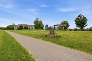2280 Ranchview Ln N, Plymouth, MN 55447 - Photo 22