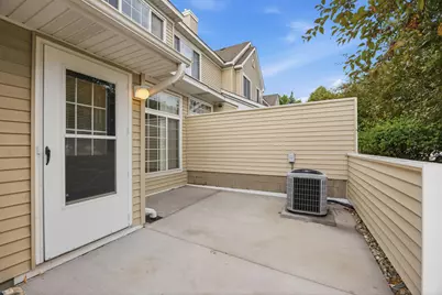 2280 Ranchview Lane N #27, Plymouth, MN 55447 - Photo 4