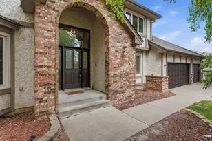 1467 Kings Crest, Eagan, MN 55122 - Photo 6