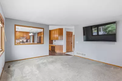 1467 Kings Crest, Eagan, MN 55122 - Photo 20