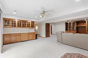 1467 Kings Crest, Eagan, MN 55122 - Photo 42