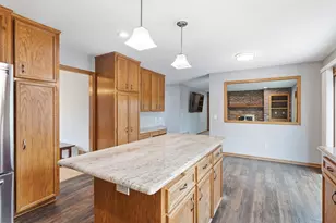 1467 Kings Crest, Eagan, MN 55122 - Photo 28