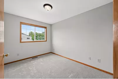 6325 Saddlebred Way, Forest Lake, MN 55025 - Photo 18