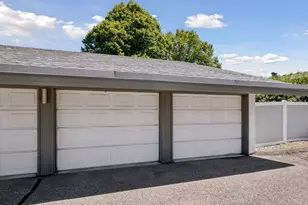 1331 W 82nd St, Bloomington, MN 55420 - Photo 24