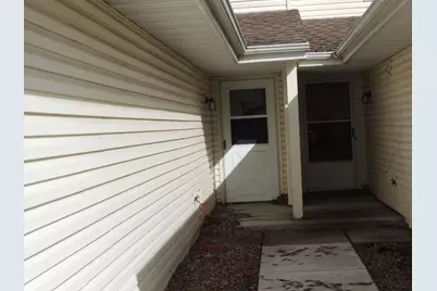 2932 67th Lane N, Brooklyn Center, MN 55430 - Photo 2