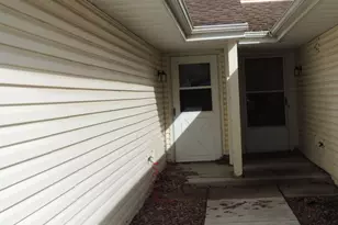2932 67th Ln N, Brooklyn Center, MN 55430 - Photo 2